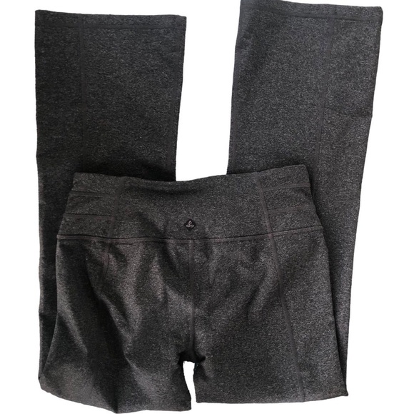 Prana Charcoal Stretch Flare Yoga Pant Sz M Short Inseam Pull On Workout Pilates - Picture 2 of 8